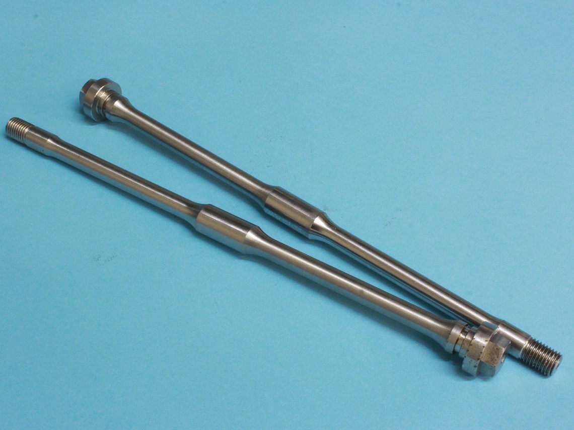 Porsche RSR C-Case Through Bolt