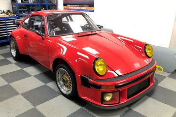 Porsche 930 Group B