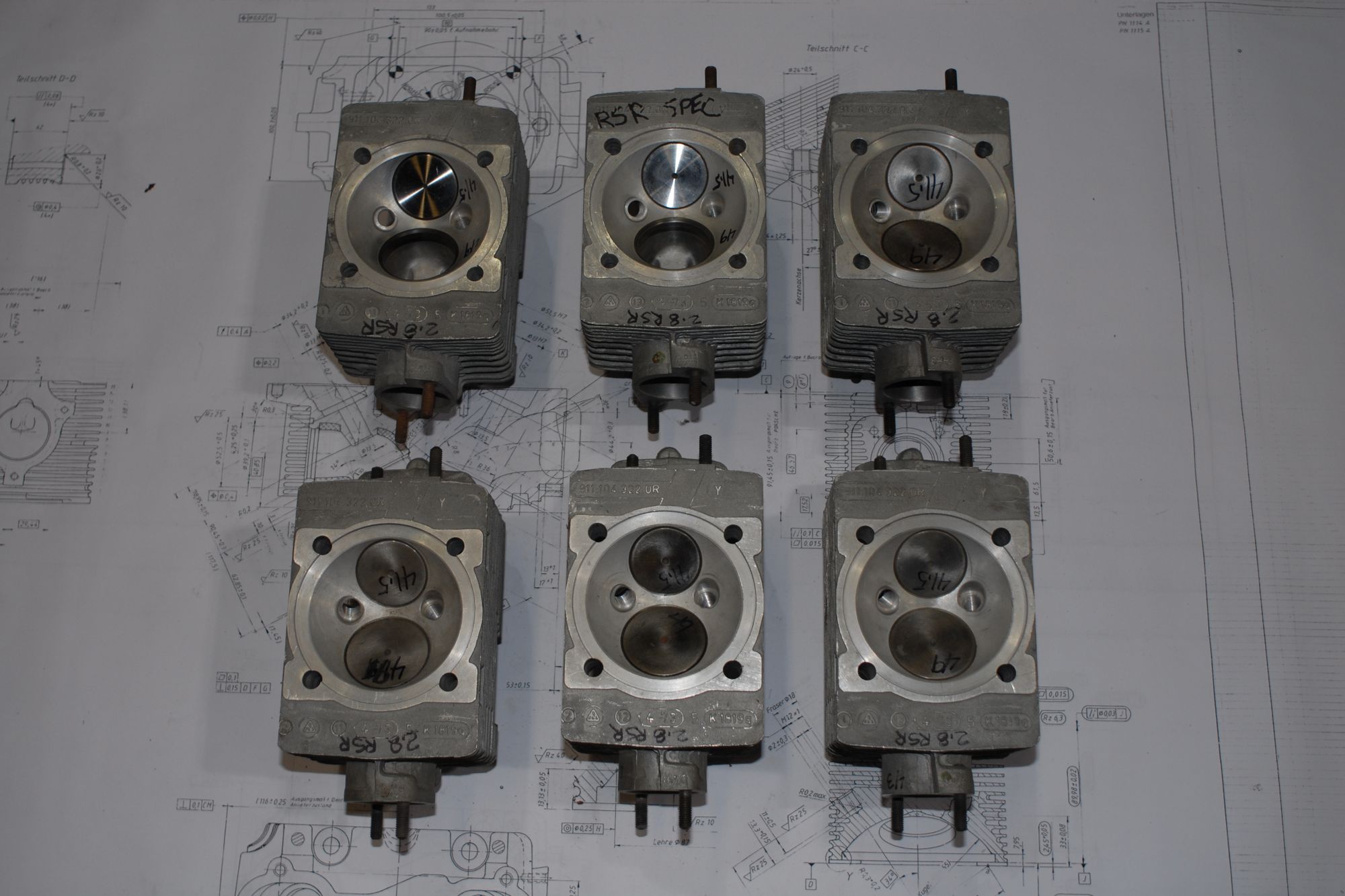 911 RSR 2.8 Cylinder Heads