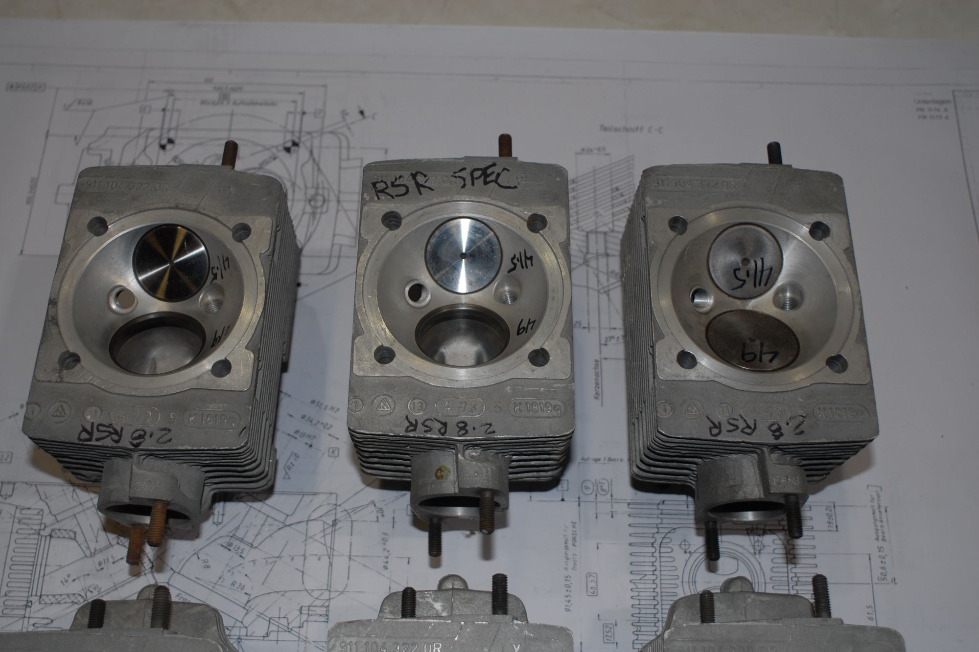 911 RSR 2.8 Cylinder Heads