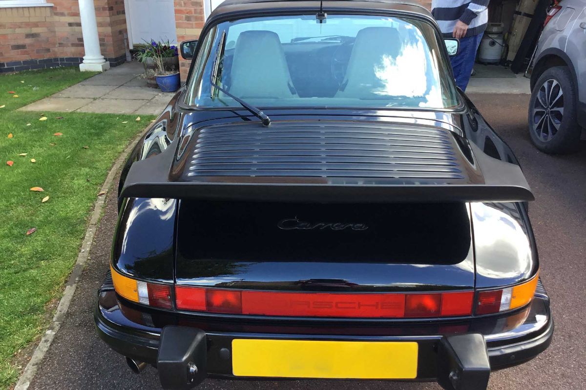 1988 Porsche 911 Carrera Targa 3.2